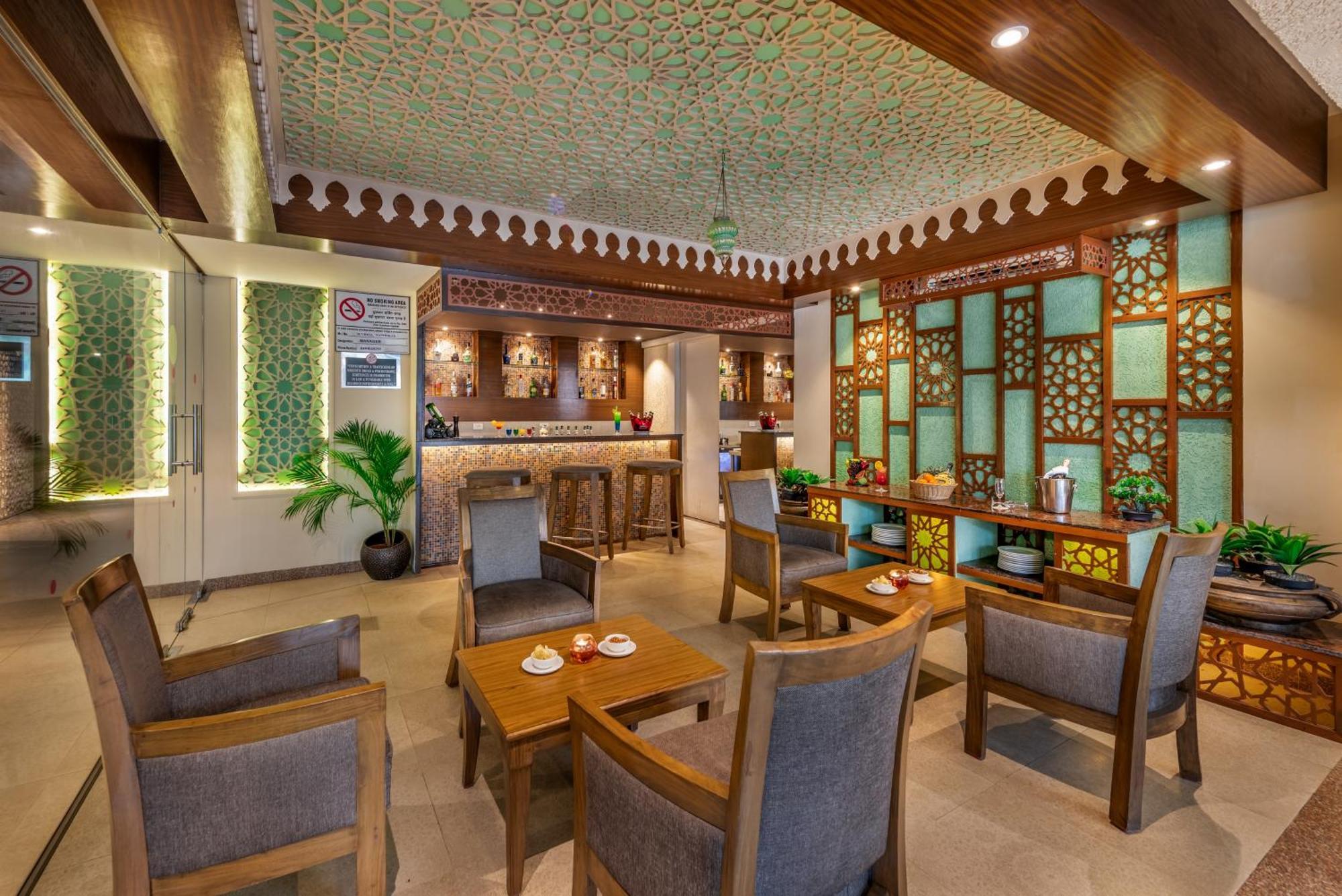 Rio Boutique Hotel Candolim Bagian luar foto