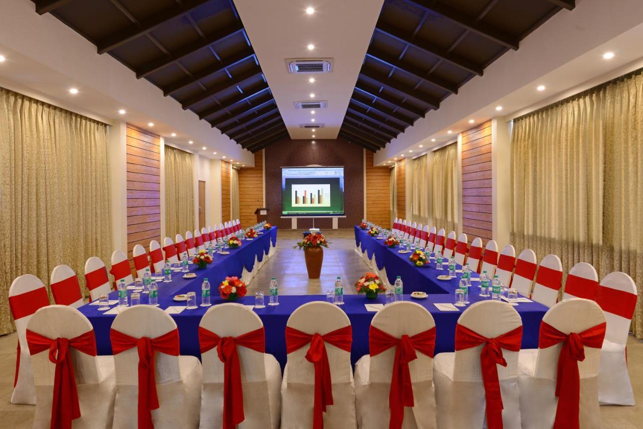 Rio Boutique Hotel Candolim Bagian luar foto
