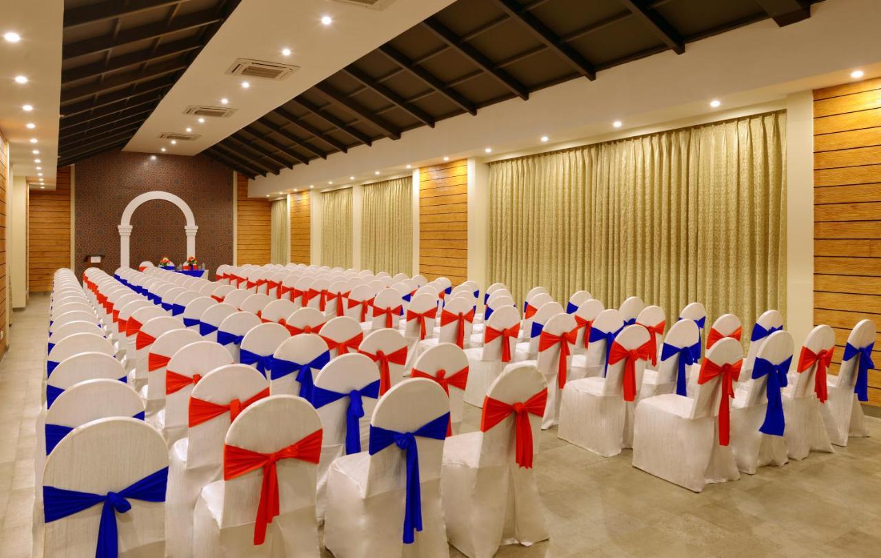 Rio Boutique Hotel Candolim Bagian luar foto